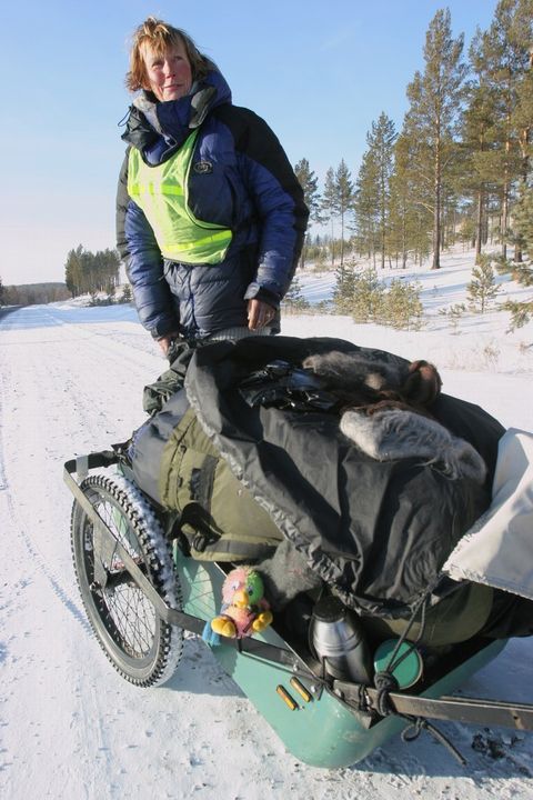 Rosie Swale-Pope in Siberia with Hercules