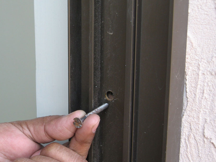 Window frame mounting - blast resistant